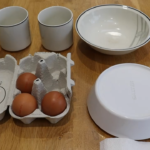 Kitchen top set up to divide an egg in half